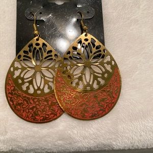 Izaro Teardrop Earrings ~ NWT